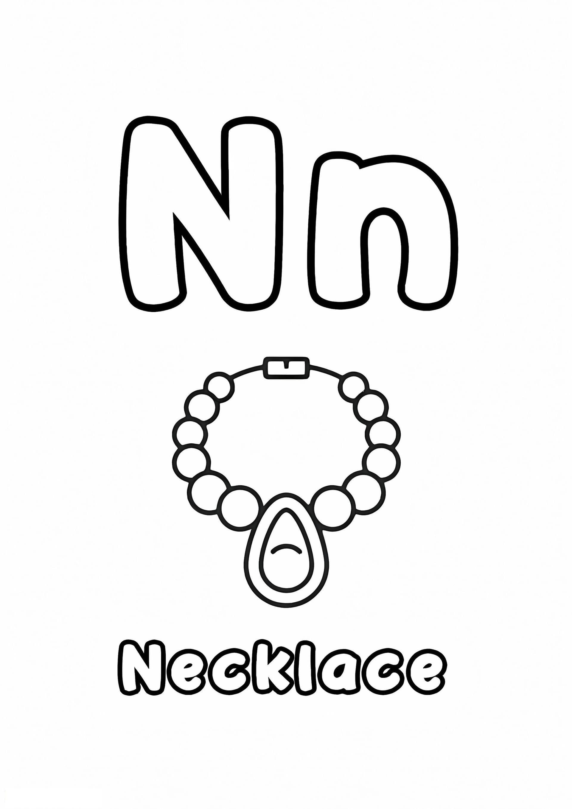 Buchstabe N und Halskette